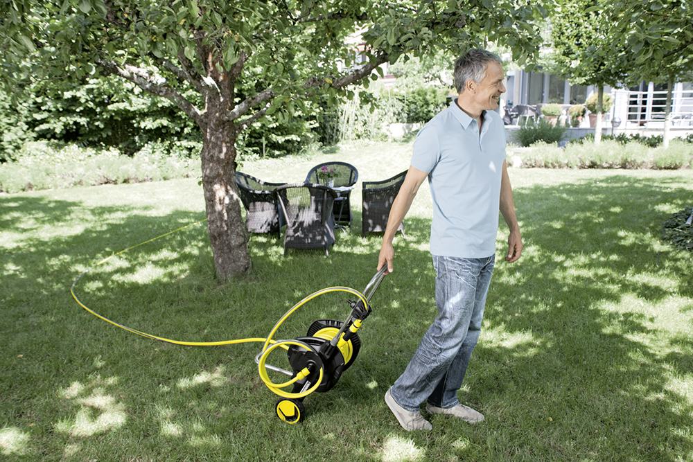 Bộ vòi tưới cây xe cuộn 20 mét Karcher HT4520